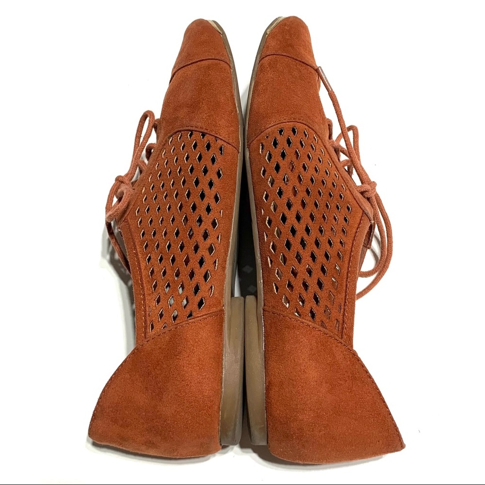 Aldo Orange Suede Lace-up Shoes (size 6) - Picture 2 of 10